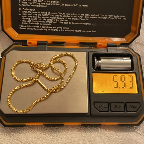 Women’s 14k gold 5.93mm (weight) popcorn 16”chain with 14k gold R pendant - Picture 5 of 8